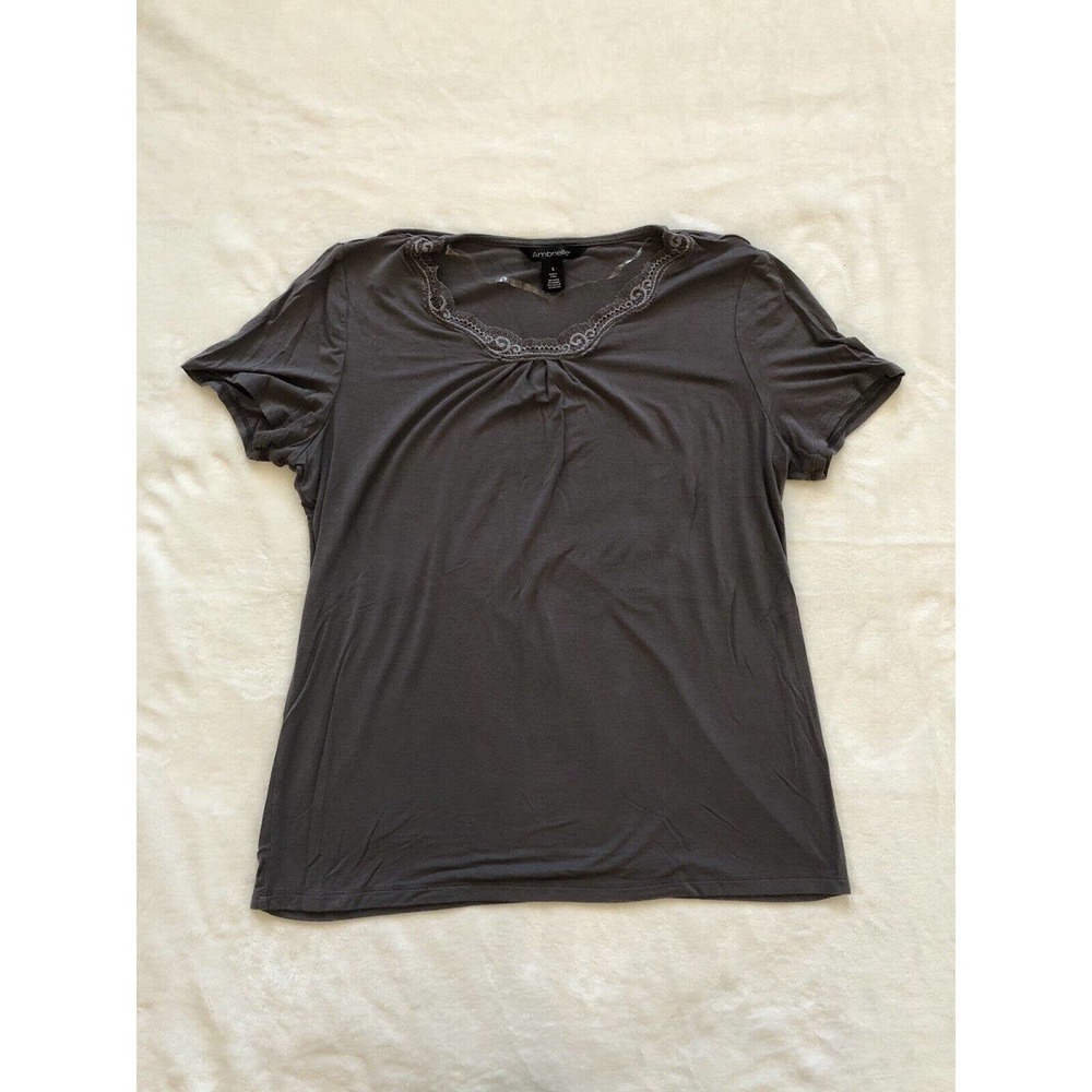 Ambrielle Blouse Size Small Gray Heathered Short‎ Sleeve Lace Scoop Neck Stretch